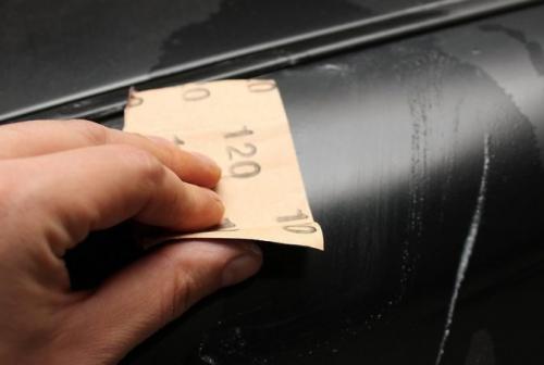 Как убрать подтеки краски на металле. Технология удаления больших подтеков краски на машине