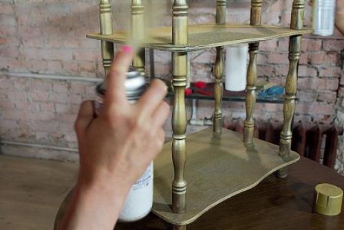 Как покрасить металл из баллончика