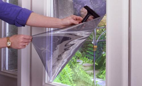 Как покрасить стекло в межкомнатной двери. Как закрасить стекло в старой двери: интересные варианты