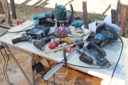 Покрасить комод акриловой краской. Как обновить в домашних условиях