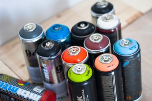 Для чего нужна аэрозольная краска. Аэрозольные краски: свойства, виды, преимущества 14 Для чего нужна аэрозольная краска. Аэрозольные краски: свойства, виды, преимущества 14