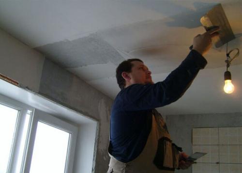 Покраска стен и потолка акриловой краской. Как красить потолок акриловой краской: технология 08