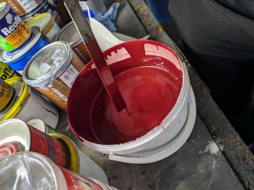 Как разводить водоэмульсионную краску водой пропорции. Особенности и правила разбавления краски