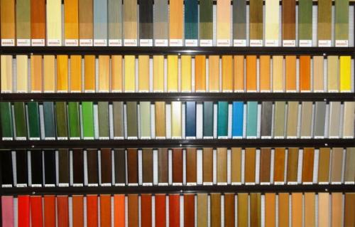 Акриловая краска для дерева для внутренних работ. Преимущества и недостатки