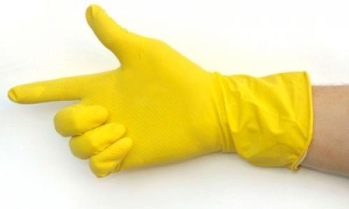 Смывается ли акриловая краска с дерева. Как быстро убрать химическими средствами?