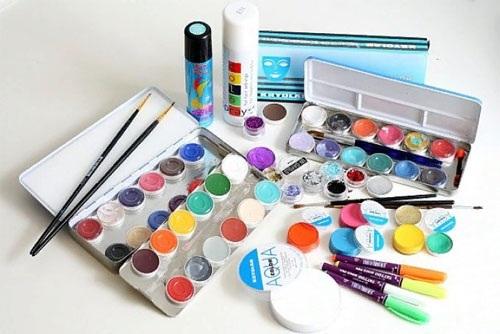 Как раскрасить лицо красками. Аквагрим для детей — девочек, мальчиков. Фото на лице, техника выполнения для начинающих, краски