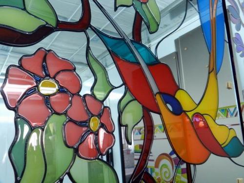 Нарисовать витраж на бумаге. Применение витражей