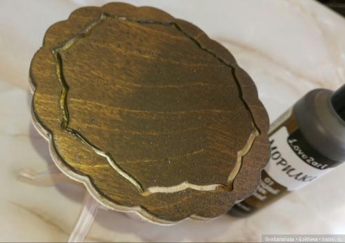 Чем покрасить игрушку из фанеры. Как окрасить фанеру