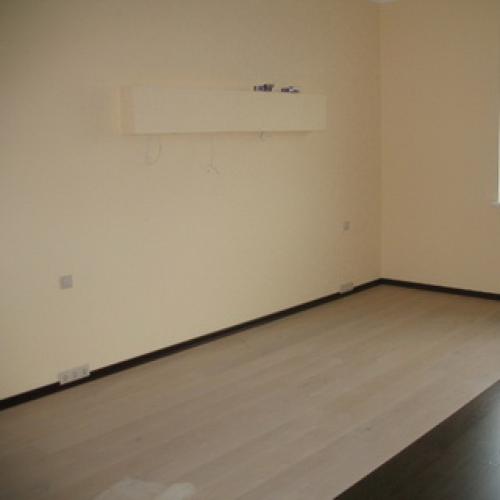 Покраска стен в квартире по штукатурке. Как покрасить оштукатуренные стены: выбор краски и технология окраски по штукатурке 12 Покраска стен в квартире по штукатурке. Как покрасить оштукатуренные стены: выбор краски и технология окраски по штукатурке 12