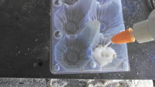 Чем выровнять деревянную поверхность перед покраской. Как быстро приготовить дешевую шпаклевку