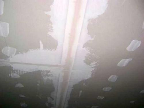 Сколько раз можно красить гипсокартон. Как правильно зачистить гипсокартон перед повторным окрашиванием