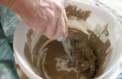 Чем красить дерево после шпаклевки. Рекомендации по нанесению выравнивающего слоя 08