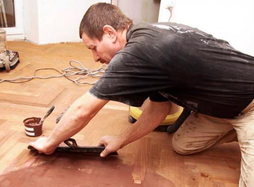 Шпаклевка для выравнивания деревянного пола. Виды шпаклевки – выбираем материал