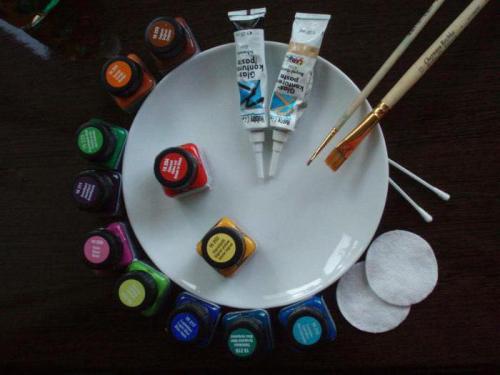 Особенности выбора и применения красок по стеклу и керамике. Разновидности краски для изделий из стекла и керамики 12 Особенности выбора и применения красок по стеклу и керамике. Разновидности краски для изделий из стекла и керамики 12