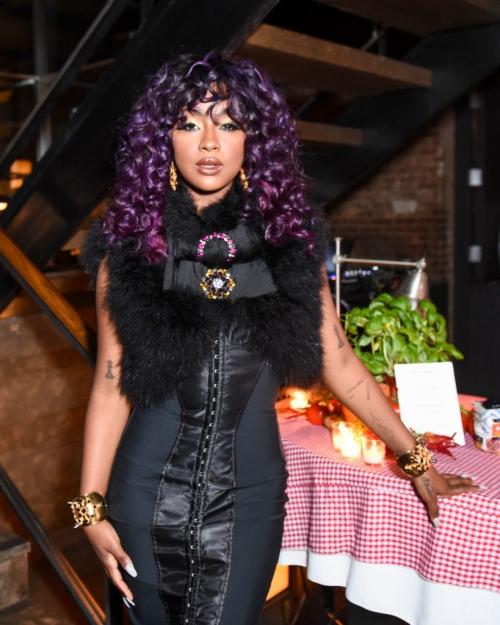 Как получить фиолетовый цвет волос. Фиолетовые волосы: галерея лавандовых, сиреневых и лиловых оттенков