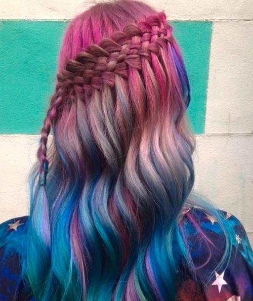 Как получить фиолетовый цвет волос. Фиолетовые волосы: галерея лавандовых, сиреневых и лиловых оттенков