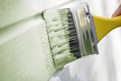 Покраска дерева по старой краске. Как это лучше всего сделать