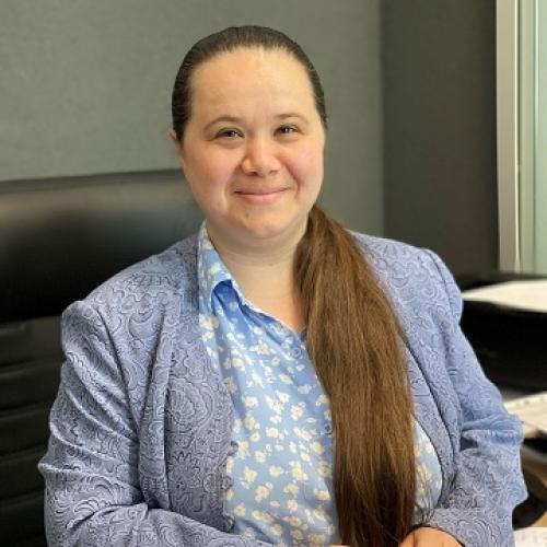 Как и чем красить дерево краской. Что понадобится для покраски дерева своими руками? 03