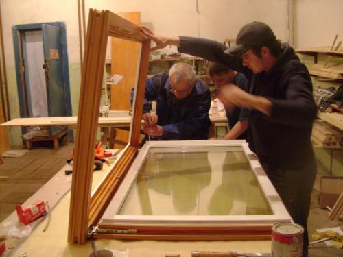 Обработка деревянных окон. Ремонт и восстановление деревянных окон