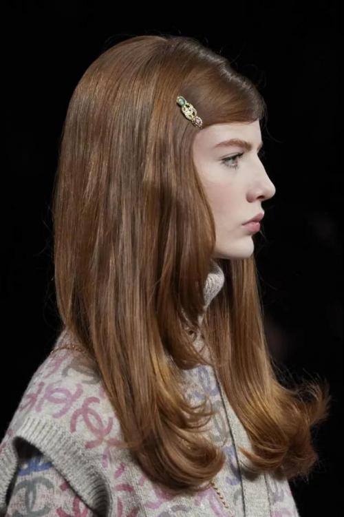 Окрашивание на темные волосы 2022. Однотонное окрашивание волос 37 Окрашивание на темные волосы 2022. Однотонное окрашивание волос 37