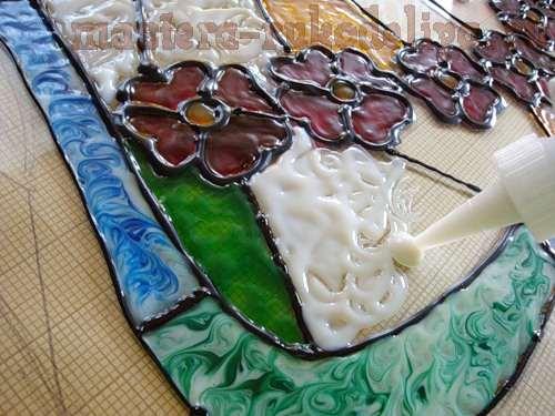 Как сделать витражное окно на даче своими руками. Мастер-класс по витражной росписи: Витражное окно на дачу 06