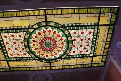 Как сделать витраж из стекла. Техники