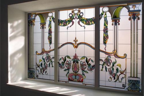 Витражные окна. История применения витражных окон