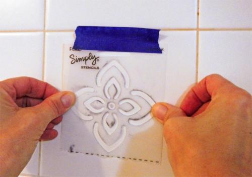 Чем рисовать на керамике. Какой краской расписать плитку на кухне?