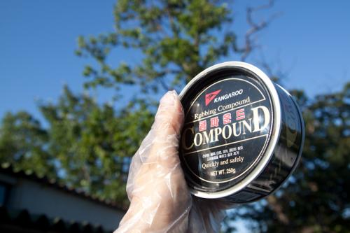 Профессиональная полировка фар. Способ №1. С помощью абразивной полироли и губки