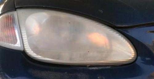 Лак для фар авто. Покрытие фар лаком: виды, бренды и инструкция по нанесению