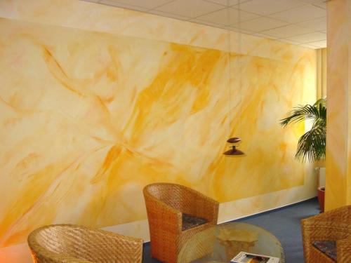 Чем заменить разбавитель для акриловых красок. Что делать, если акриловая краска загустела или засохла