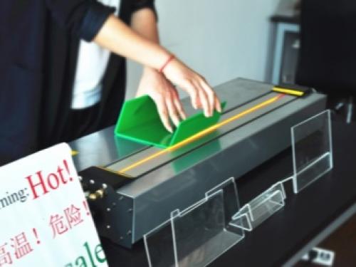 Изменить цвет органического стекла. Как окрасить оргстекло: материалы и способы 09