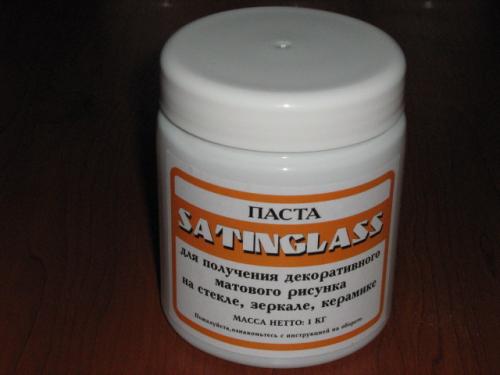 Роспись по стеклу акриловыми красками трафареты. Особенности витражной росписи с помощью трафаретов