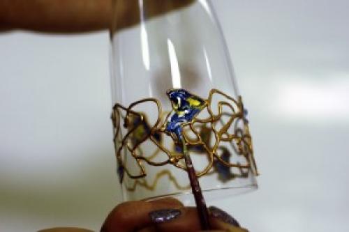 Роспись стекла акриловыми красками для начинающих. Роспись стекла акриловыми красками