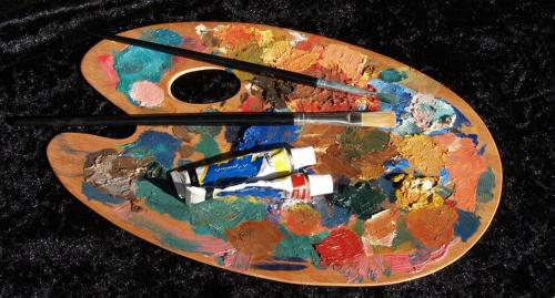 Роспись по стеклу витражными красками. Необходимые материалы и инструменты