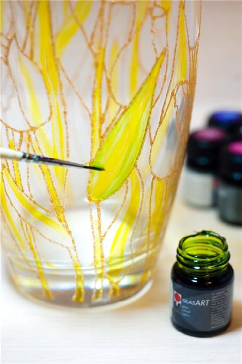 Роспись по стеклу для начинающих. Роспись акриловыми красками по стеклу: мастер класс для начинающих (роспись бутылки), описание различных видов красок и сопутствующих материалов, иллюстрации и видео материалы 12 Роспись по стеклу для начинающих. Роспись акриловыми красками по стеклу: мастер класс для начинающих (роспись бутылки), описание различных видов красок и сопутствующих материалов, иллюстрации и видео материалы 12