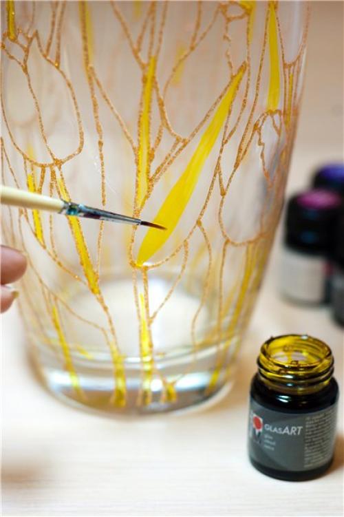 Роспись по стеклу для начинающих. Роспись акриловыми красками по стеклу: мастер класс для начинающих (роспись бутылки), описание различных видов красок и сопутствующих материалов, иллюстрации и видео материалы 11 Роспись по стеклу для начинающих. Роспись акриловыми красками по стеклу: мастер класс для начинающих (роспись бутылки), описание различных видов красок и сопутствующих материалов, иллюстрации и видео материалы 11