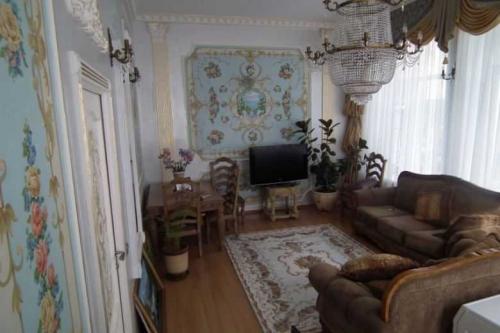 Чем рисовать на стене на улице. Преимущества и недостатки росписи