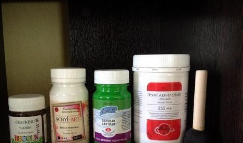 Как покрасить бутылку шампанского баллончиком. Украшение свадебного шампанского своими руками: выбираем лучший вариант оформления в технике окрашивания