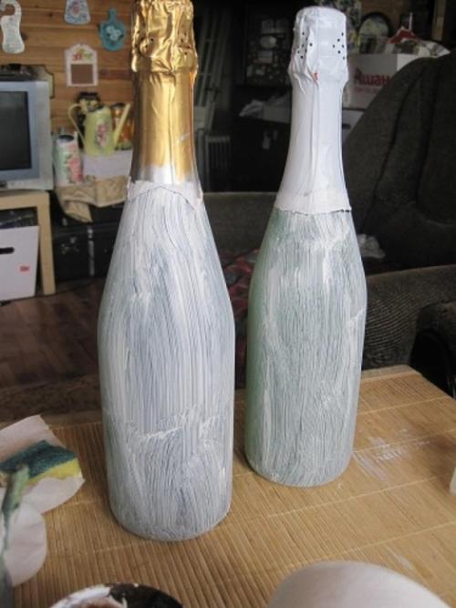 Украшение бутылок на свадьбу своими руками пошагово. Техники украшения свадебных бутылок своими руками, интересные идеи для новичков