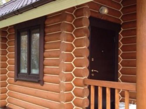 Краска акриловая по дереву для внутренних работ. Сфера использования 01