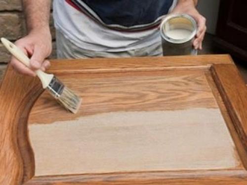 Акриловый лак на водной основе для дерева. Что это такое?