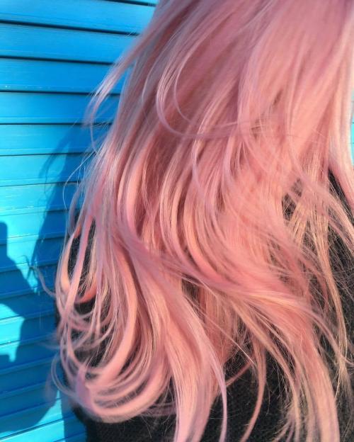 Шоколадный цвет волос 2022. Модный цвет волос 2022: актуальные тренды, техники окрашивания, фото