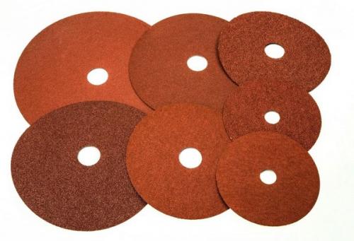 Чем обработать дерево перед покраской. Как обезопасить дерево 07